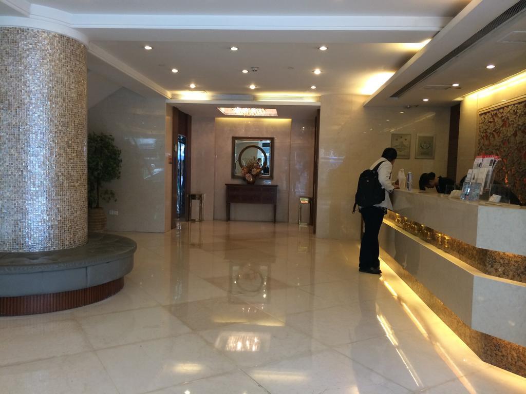 Shenzhen Dongmen Lee Garden Inn Esterno foto
