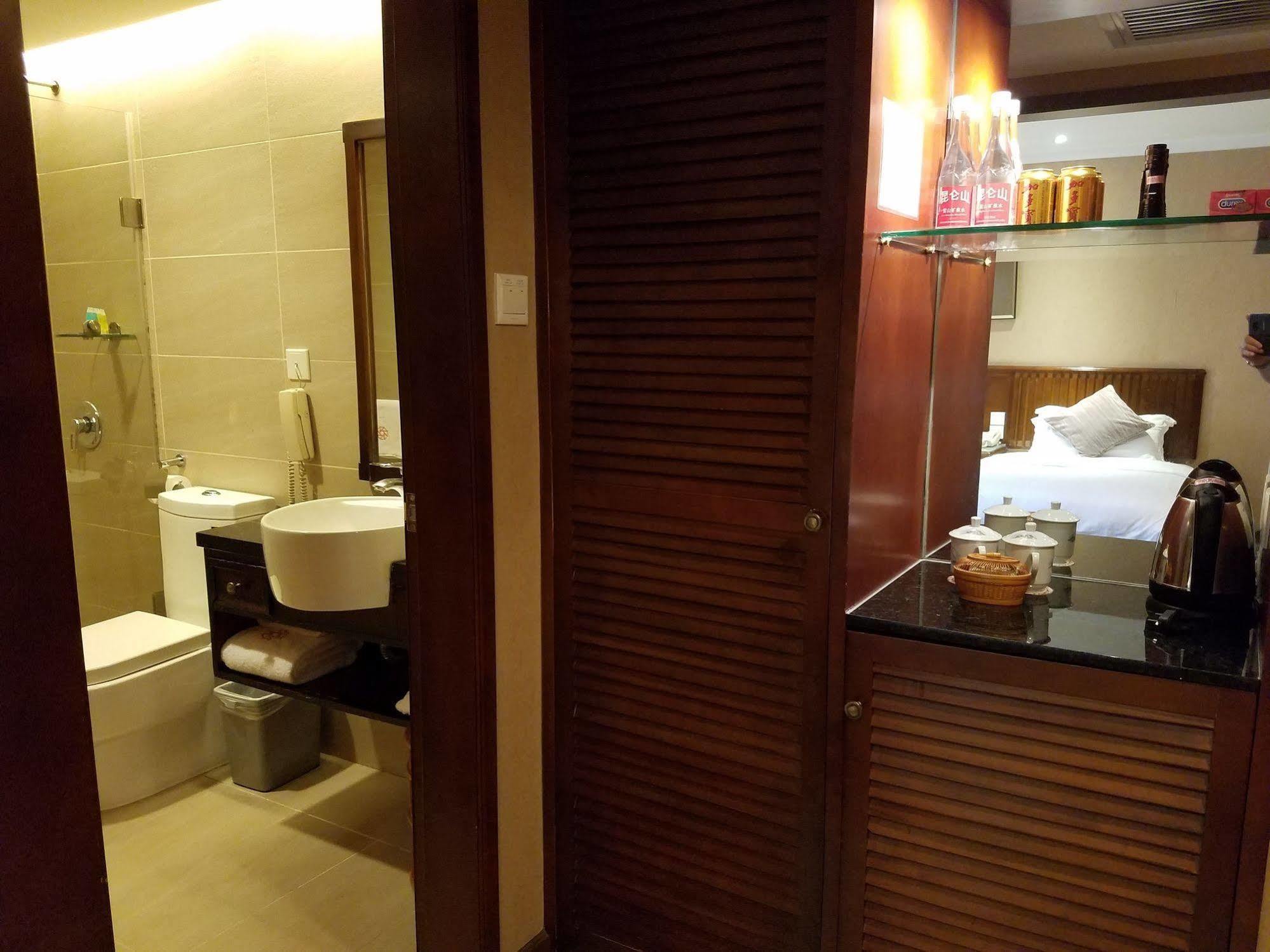 Shenzhen Dongmen Lee Garden Inn Esterno foto